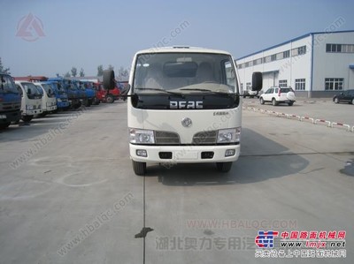 庆铃五十铃5米扫路车 高效环卫作业的可靠伙伴